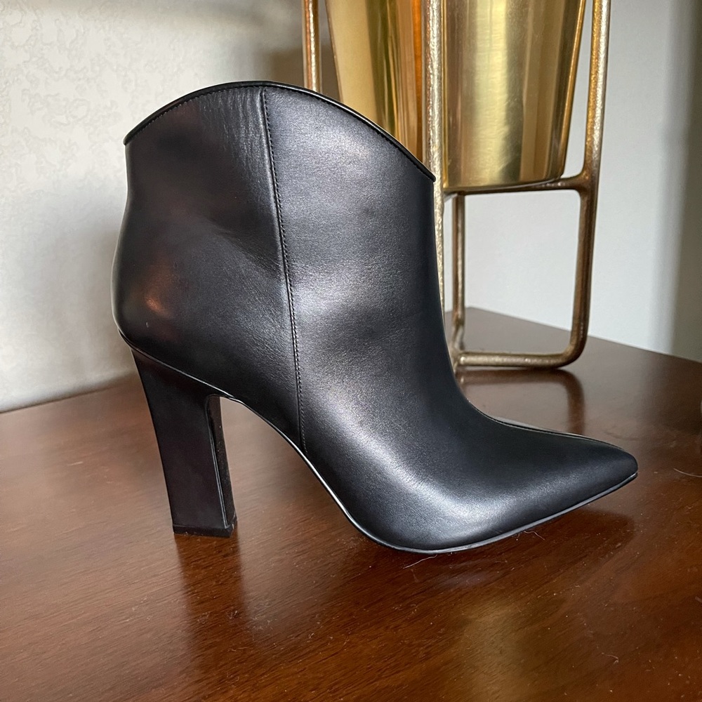 Marc Fisher LTD Miggi bootie